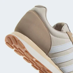 ADIDAS DAMESSNEAKERS RUN 60s 3.0 BEIGE -ShoeFlex Verkoopwinkel damessneakers run 60s 30 beige 2