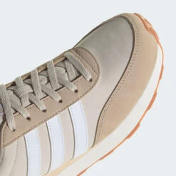 ADIDAS DAMESSNEAKERS RUN 60s 3.0 BEIGE -ShoeFlex Verkoopwinkel damessneakers run 60s 30 beige 3
