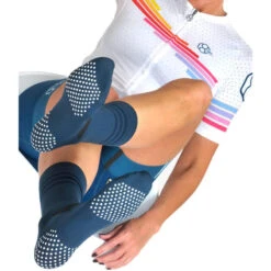 Fietssokken Blauw Ademend Met Compressieband En Anti Slip 8andCounting -ShoeFlex Verkoopwinkel fietssokken blauw ademend met compressieband en anti slip 8andcounting 2